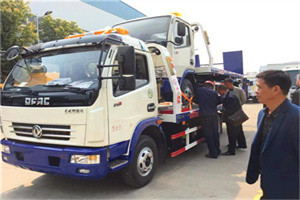 崇仁汽车道路救援拖车价格